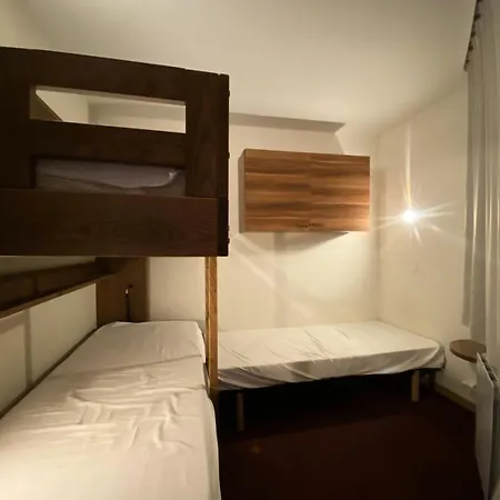 Apartment Pichu - Location: Joli Avec Vue Directe Sur Les Pistes Mae-3784 Val Thorens