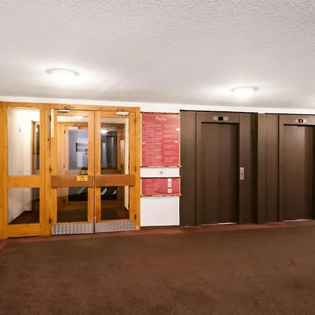 Apartment Pichu - Location: Joli Avec Vue Directe Sur Les Pistes Mae-3784 *