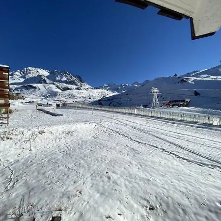 Apartment Pichu - Location: Joli Avec Vue Directe Sur Les Pistes Mae-3784 Val Thorens